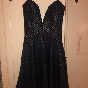 Strapless semi-formal dress